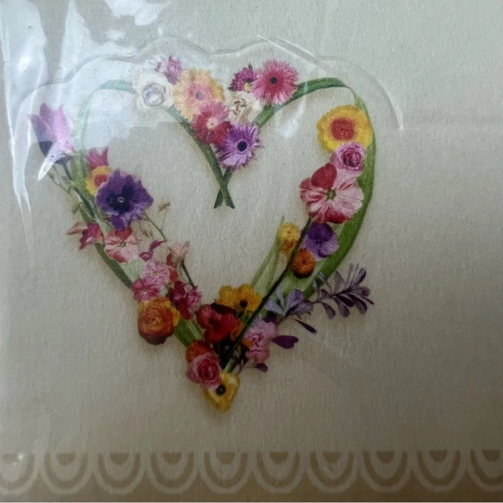 Bridal Shower, Garden Party, Baby Shower Floral Placecards with Heart Design